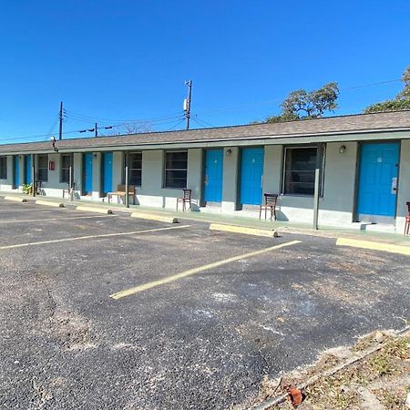 Tropic Motel Aransas Pass Buitenkant foto