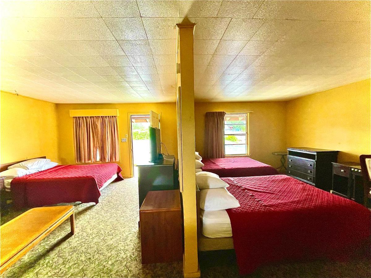 Tropic Motel Aransas Pass Buitenkant foto