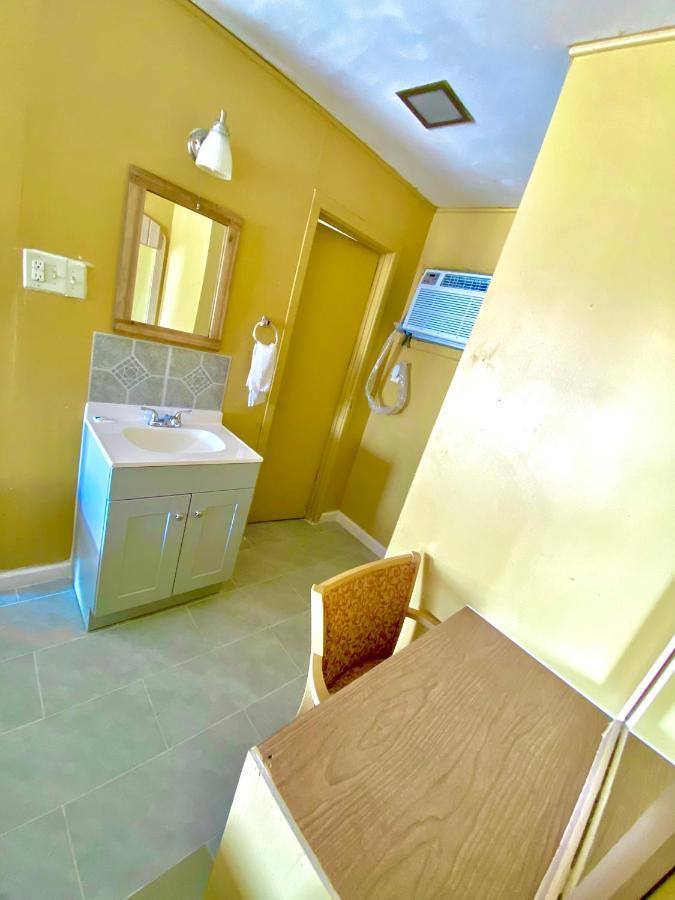 Tropic Motel Aransas Pass Buitenkant foto